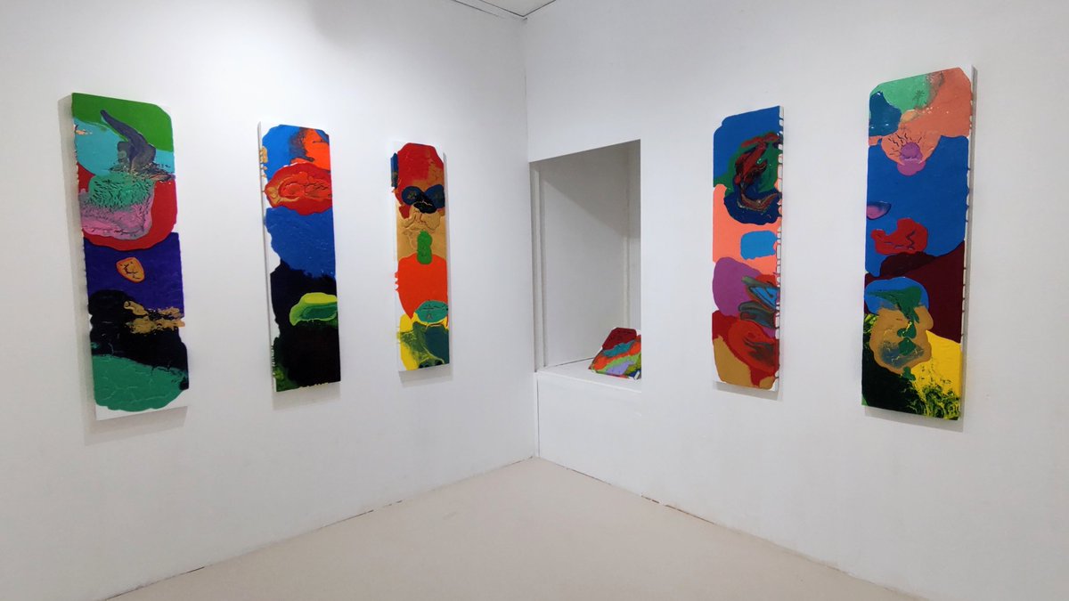 ぷ*ん様 手作り額付き絵画 title「引き寄せニャンコ」 ぷ*ん様 手作り