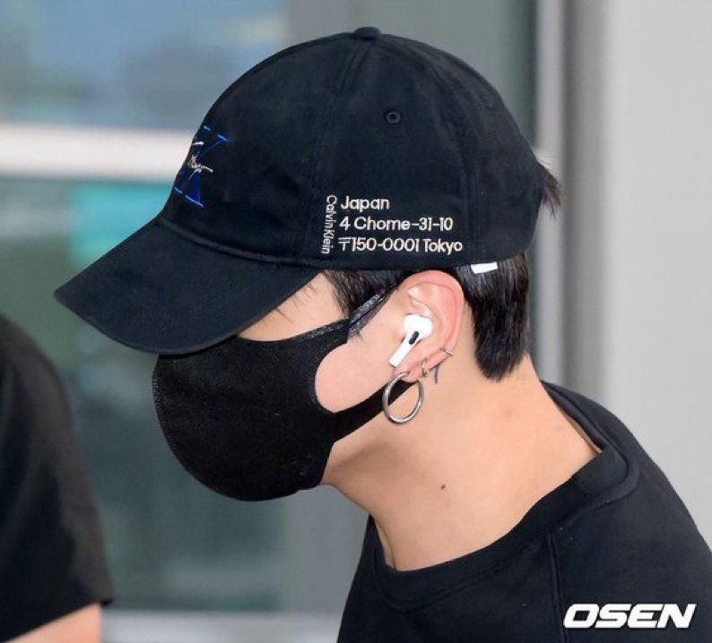 BTSジョングク着用 カルバンクライン原宿限定キャップ Calvin Klein