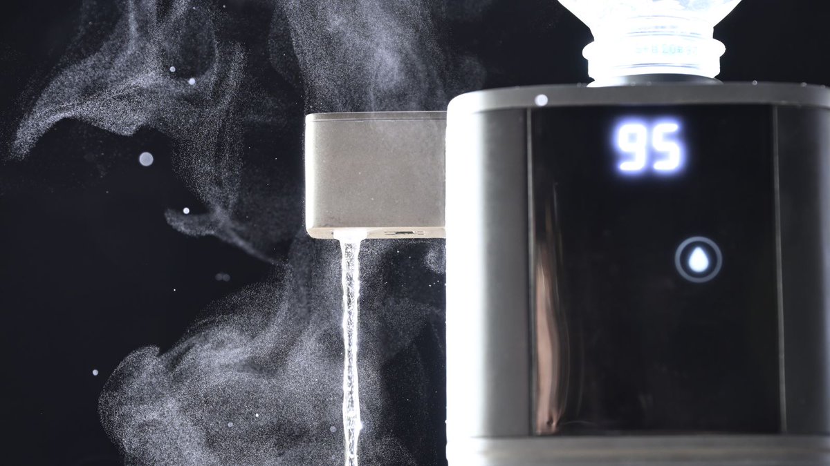 0.5秒で、お湯⏱️ 『次世代電気ポット』新発売 ＼ ペットボトルを