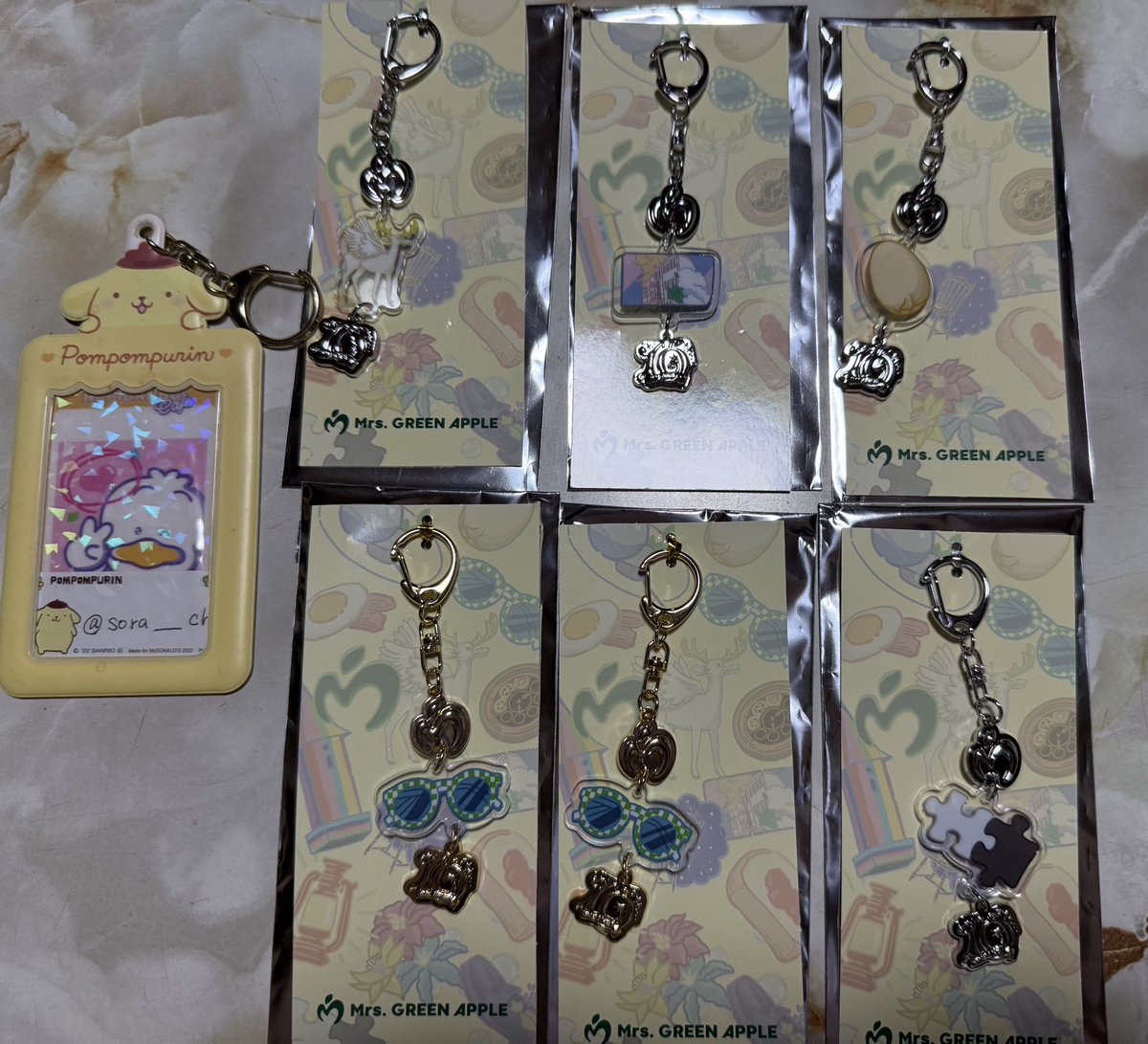 ミセス ポップアップ ランダムチャームキーホルダー 8個セット Mrs