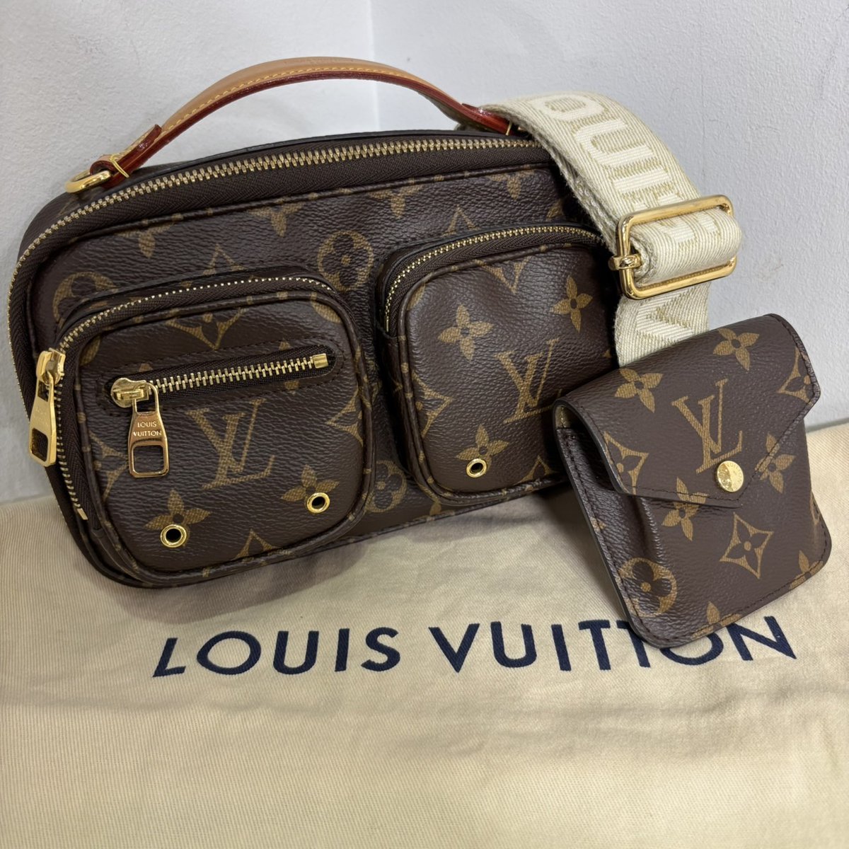 ほぼ未使用/美品】Louis Vuitton レザーケース&モノグラム柄ダイス