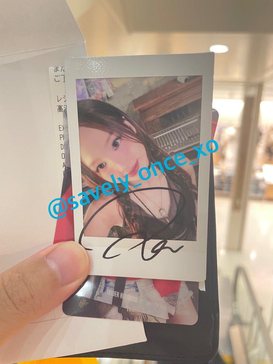 twiceミナ直筆サイン入りチェキ お値下げ】twice ミナ チェキ サイン