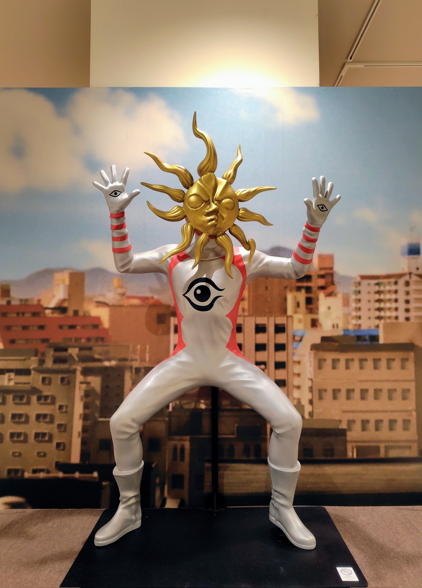 お買い得品 復刻タローマンソフビ人形 通常版 鷲野デパート名品展