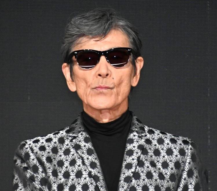 柴田恭兵帰ってきたあぶない刑事タートルネックリシュウ 柴田恭兵