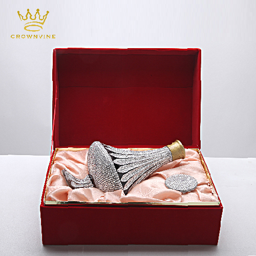 トラディション　スワロフスキー　未開封