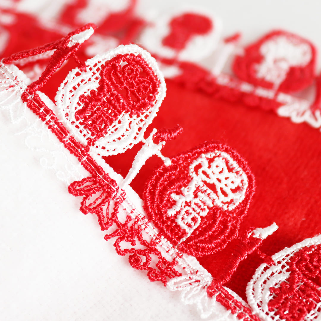 Chikazawa タオルハンカチ 赤色 お値下げ 刺繍