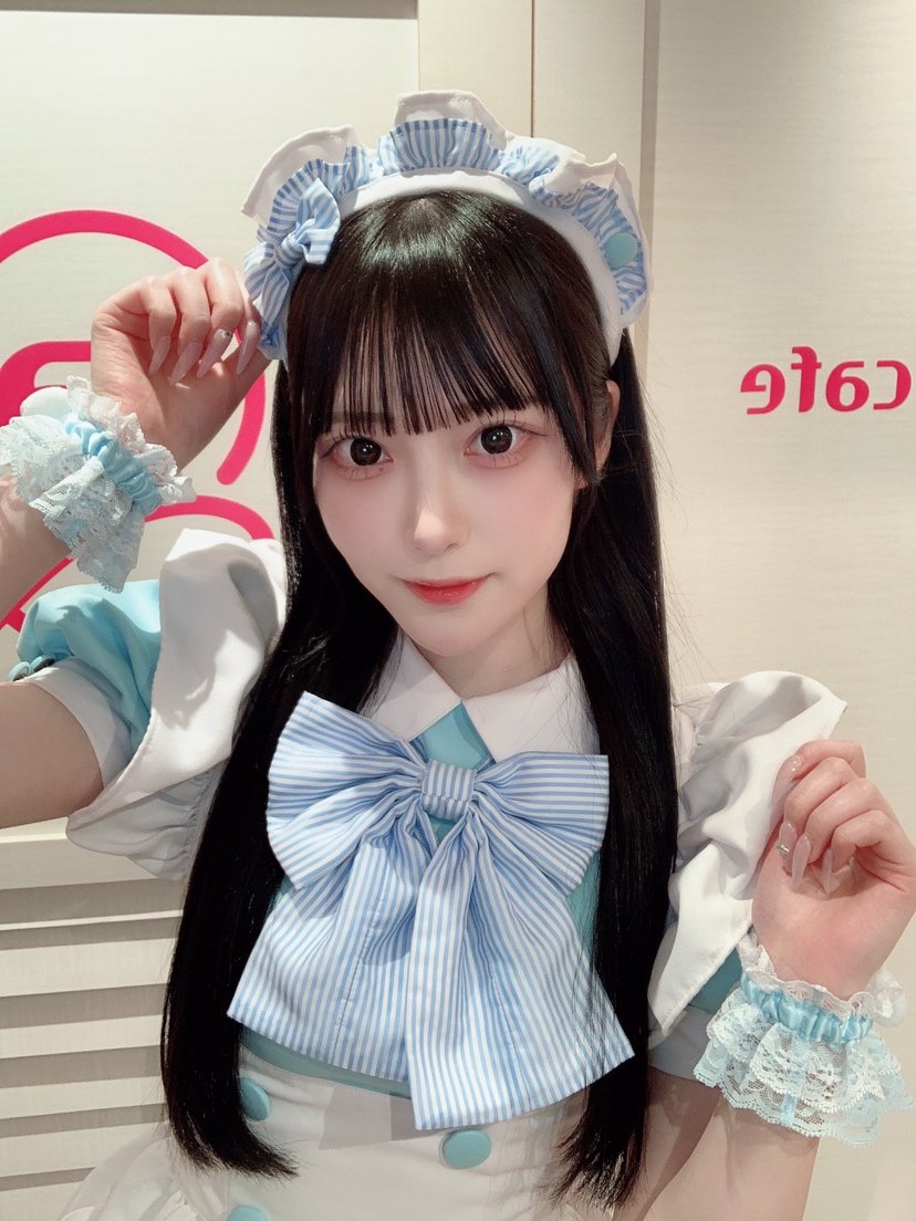 あっとほぉーむカフェ本店7階 くもり新17歳をむかえました🎂💐 前半は