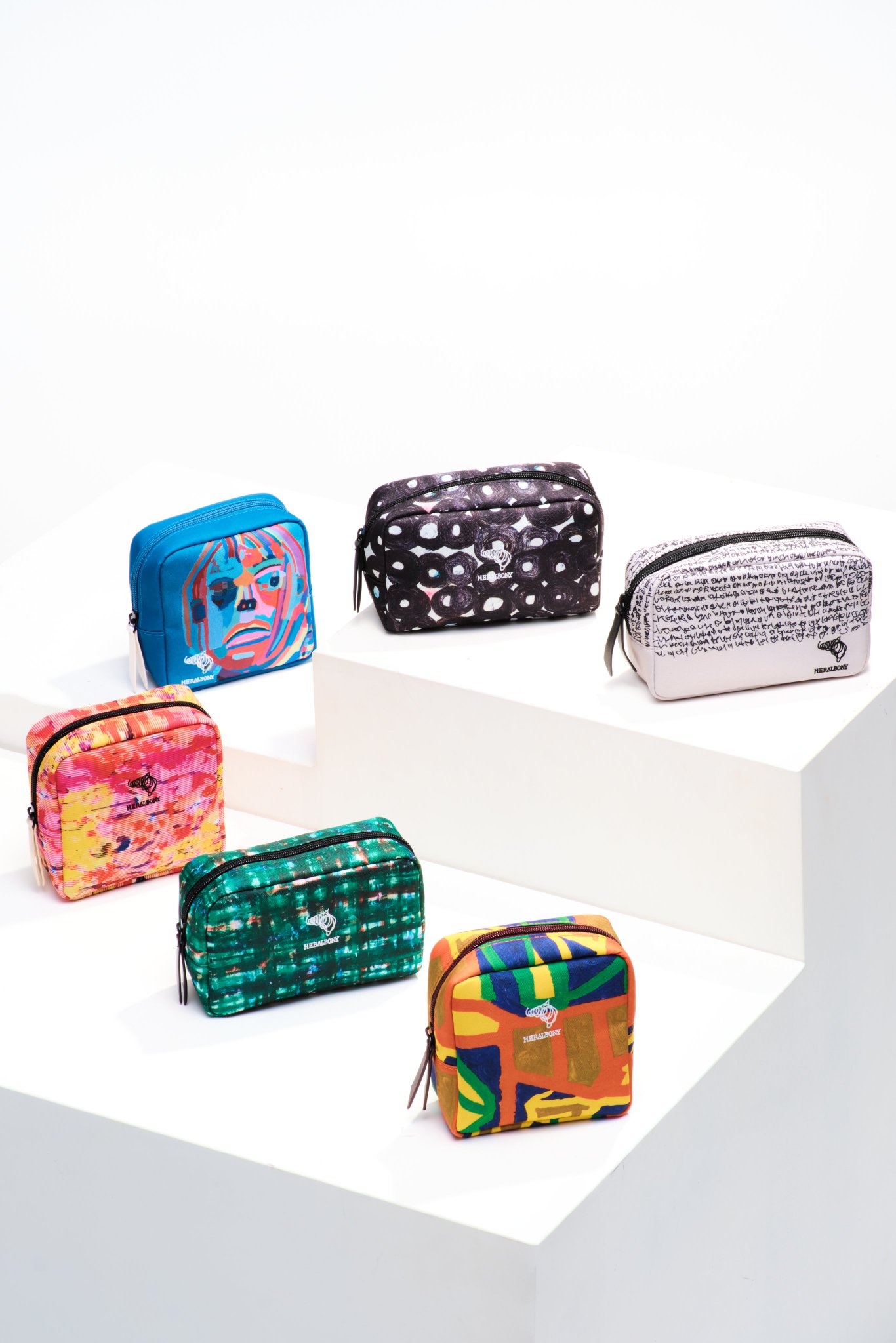 2個セット【ANA ファーストクラス】 アメニティ 化粧ポーチ 【公式通販】