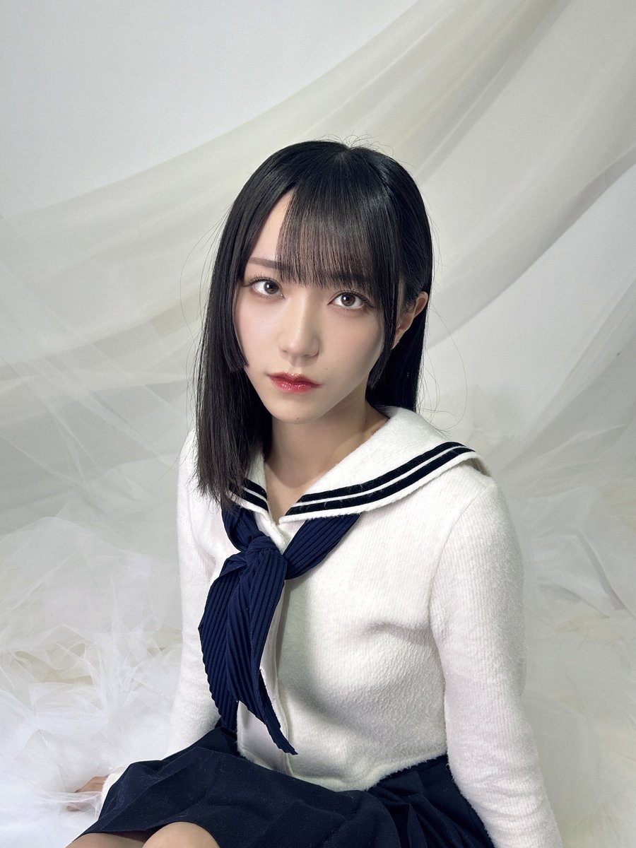 LOVE イコラブ 野口衣織 生写真ヒキ 直筆 野口衣織 黒衣装 直筆 野口