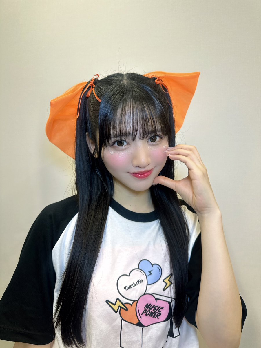 ファンクラブ限定】 FRUITS ZIPPER 鎮西寿々 パーカー 11/11（月