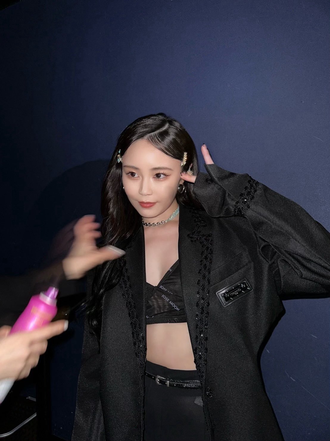 鷲尾伶菜 クッション YMCA