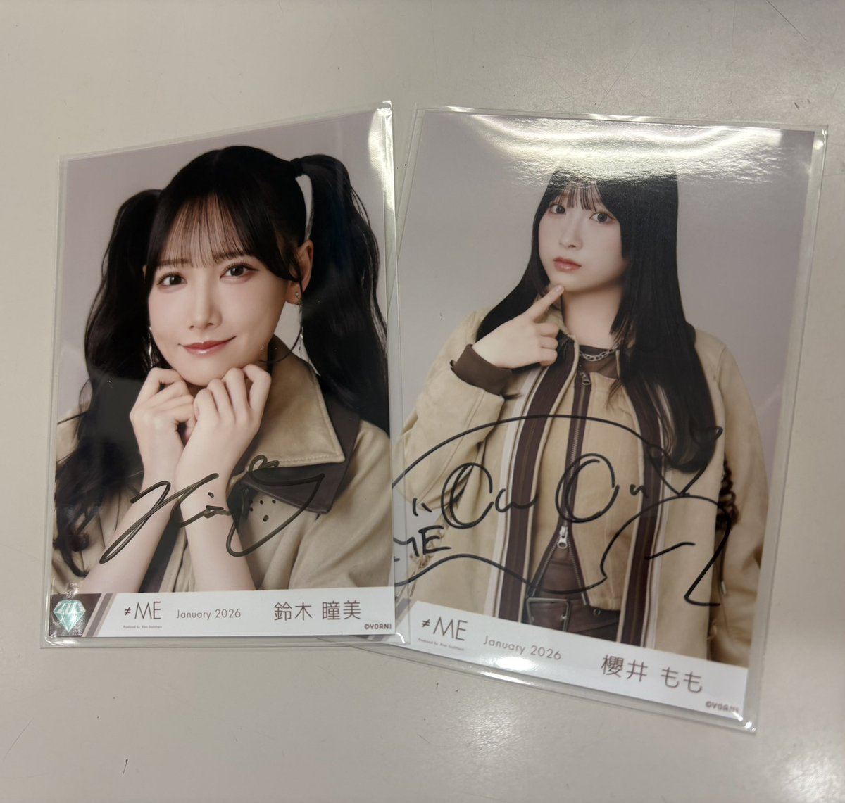 し*K様 鈴木瞳美 直筆 ヨリ 排他的ファイター MV衣装 鈴木瞳美 直筆