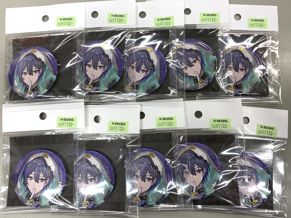 入荷情報】 にじさんじ 小柳ロウくん ハロウィン2024 箔押し缶バッジ