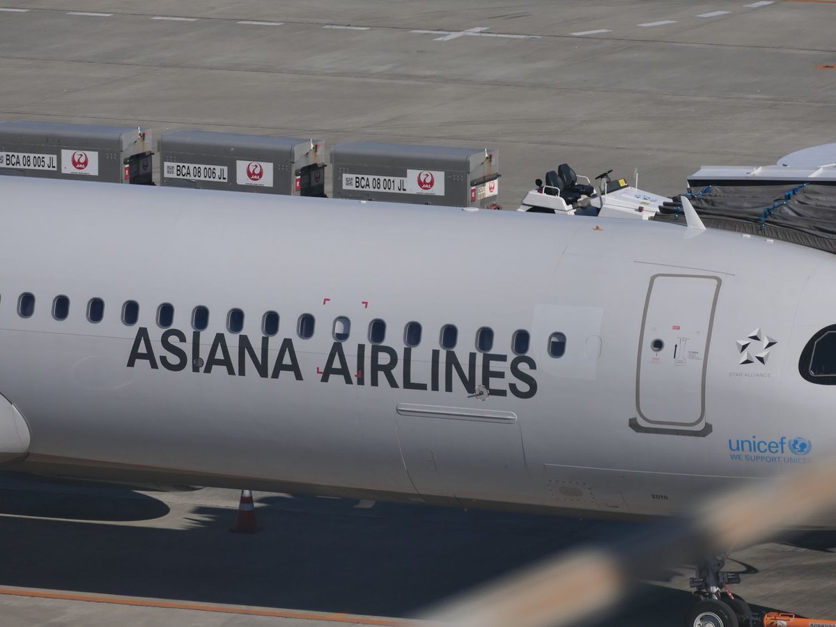 アシアナ航空、消えゆく「ウイングロゴ」…大韓航空、統合後に新