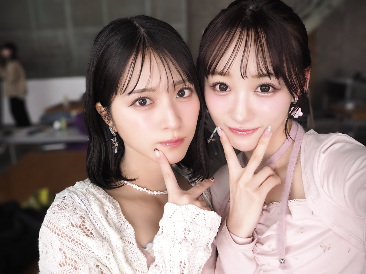 音嶋莉沙 チュウ とくべチュ、して 歌唱衣装①直筆