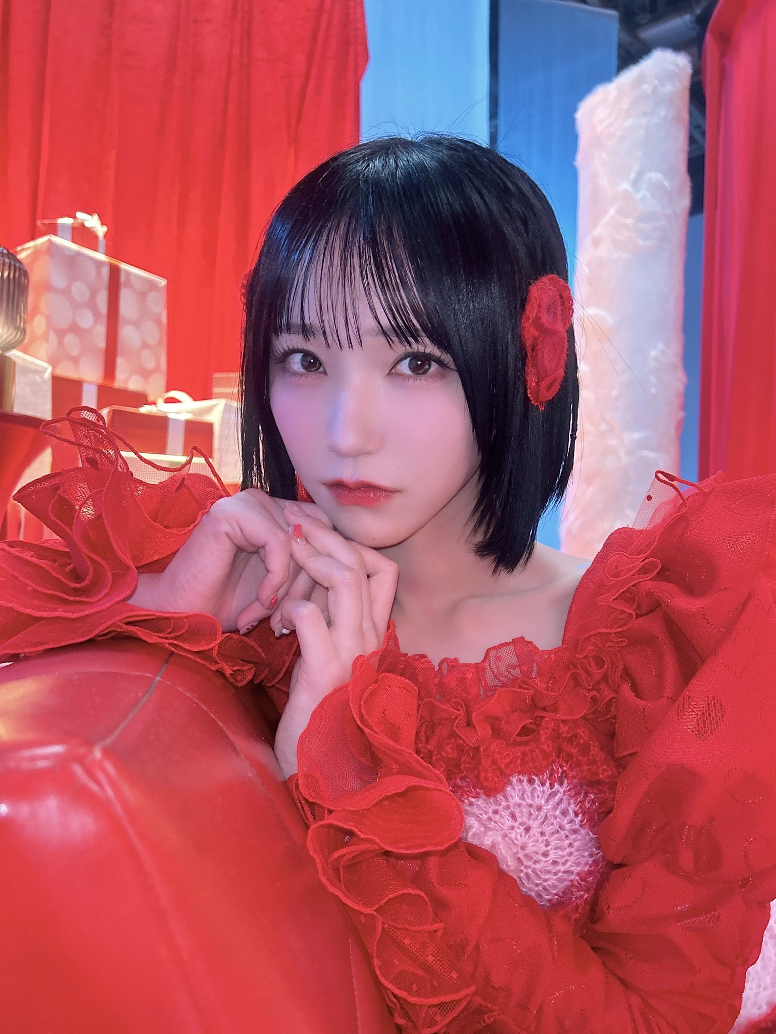 LOVE 野口衣織 直筆生写真 18枚 LOVE 野口衣織 直筆生写真 18枚 【公式