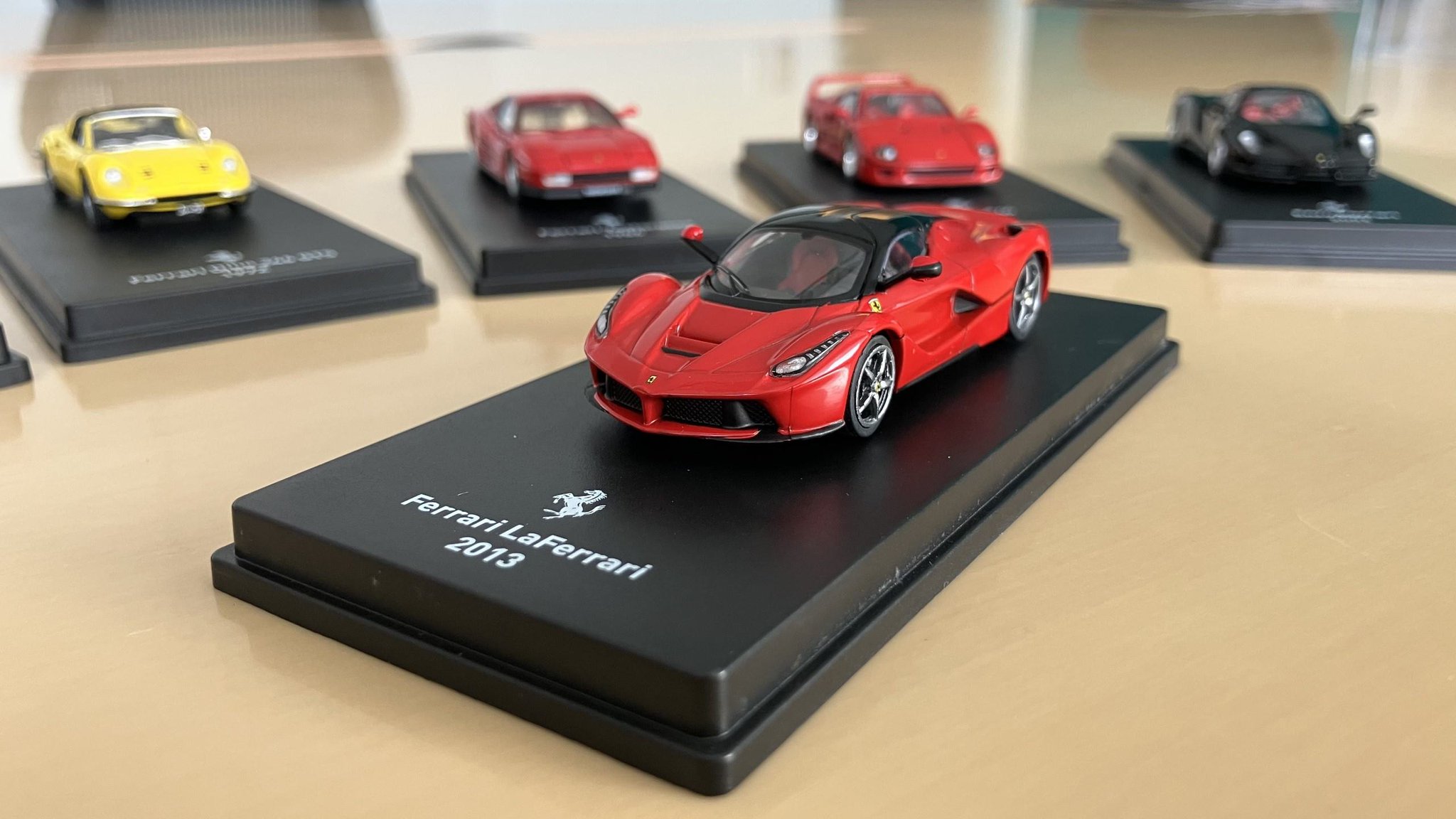 ディアゴスティーニフェラーリ 1/43 129台 ディアゴスティーニ