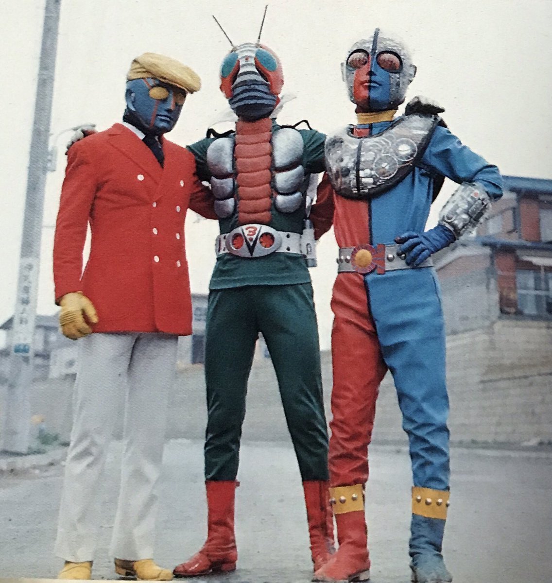 皆の綺麗に並んでる写真を見たい #ロボット刑事 #仮面ライダーV3