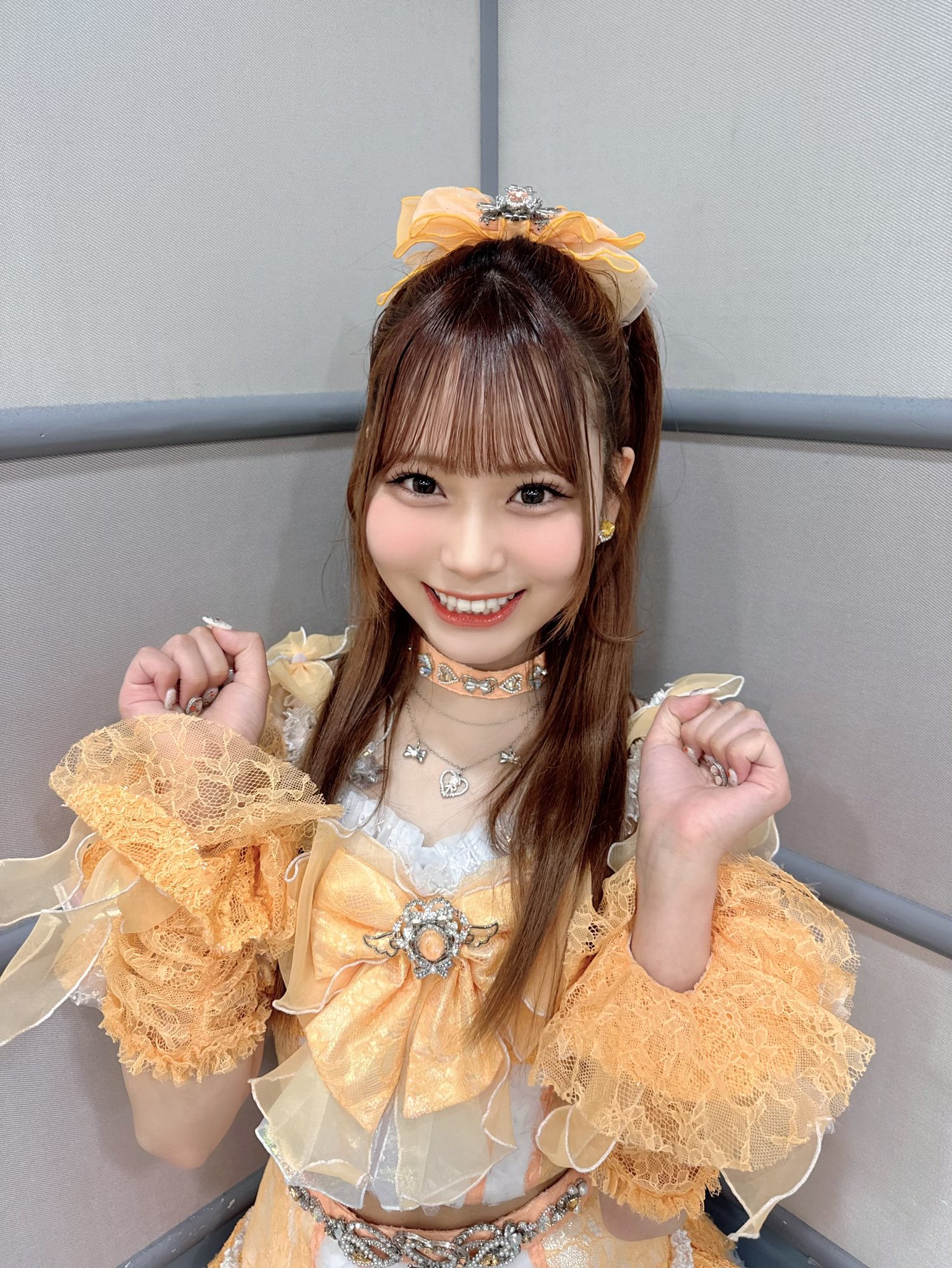 LOVE イコラブ 大場花菜 直筆生写真 ピンキー衣装 座り 「 #ラブソング