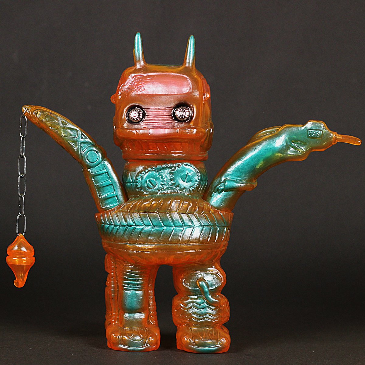 RAMPAGE TOYS の レトロ怪獣シリーズ バナゴン (約23cm) クリア