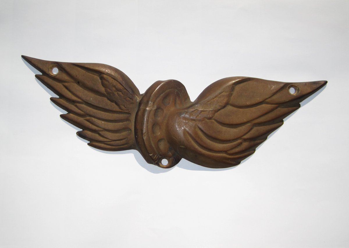 社章の歴史のご紹介】 戦時合併で誕生した近畿日本鉄道株式会社から