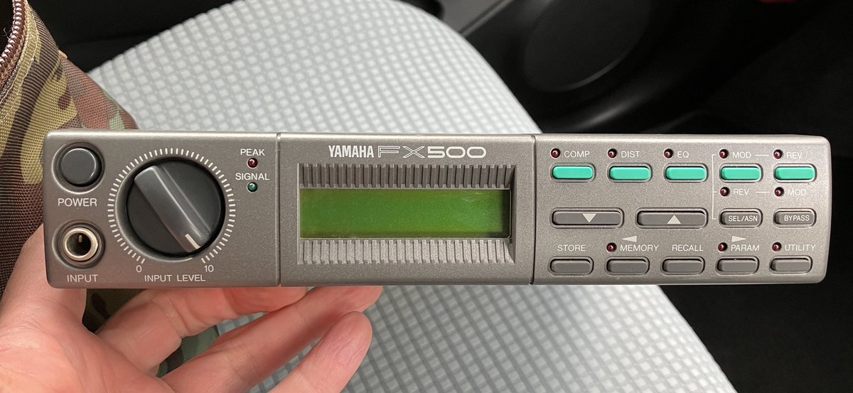 シューゲイザーの銘機YAMAHA FX500を発見‼︎ 動作確認したら普通に動い