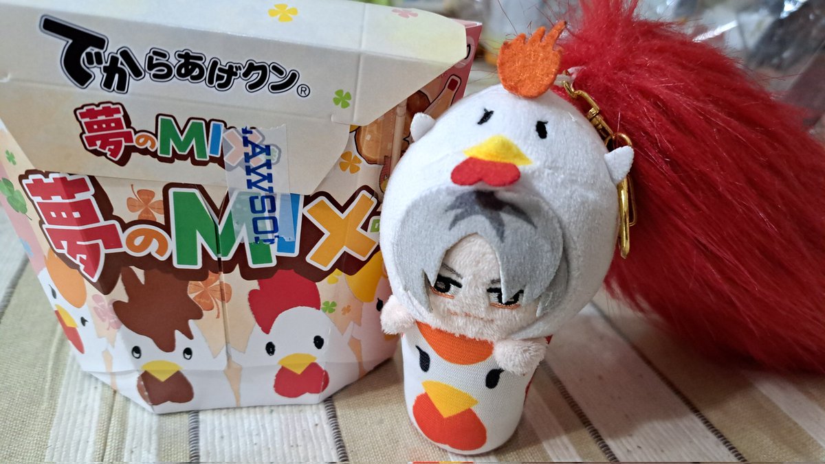 からあげクンMIX 買ってきた！ これでかいし、6個あるし、味が5種類