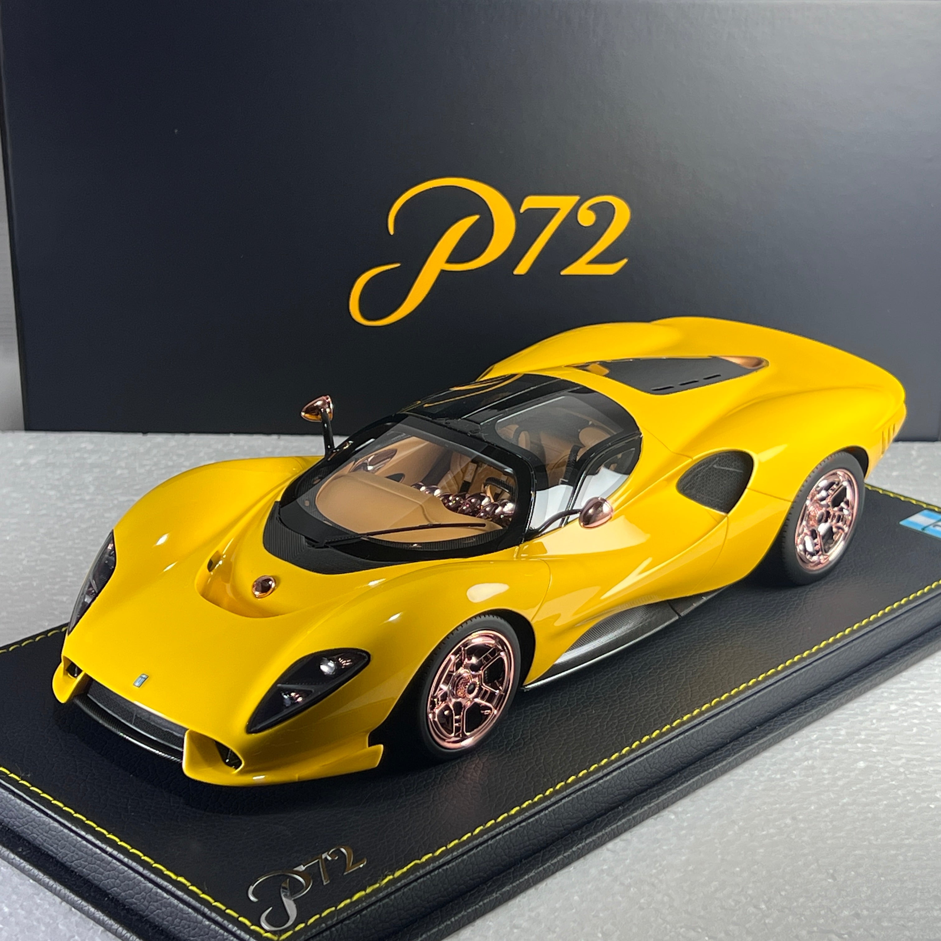 1/18 De Tomaso P72 2024 Yellow | Peako Model