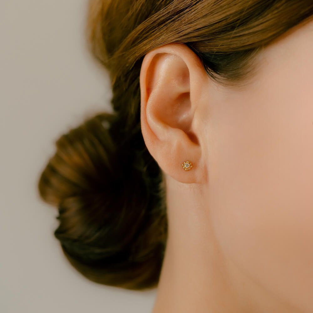 K18 ダイヤモンド 軟骨ピアス・ボディピアス 16G/14G – PICOLLET