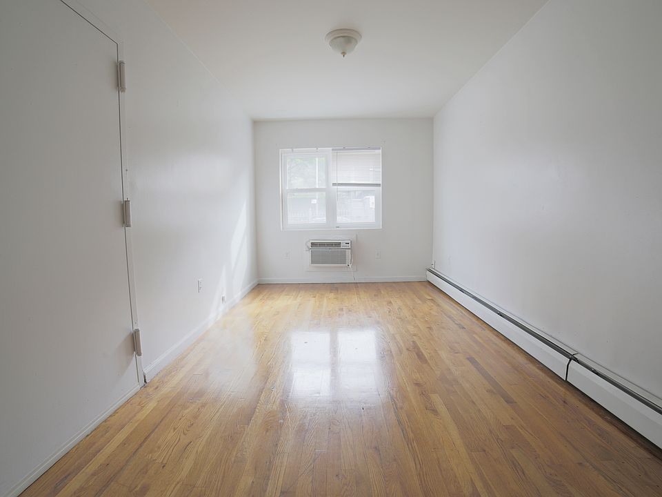 1751 Undercliff Ave Floor 1, Bronx, NY 10453 | Zillow