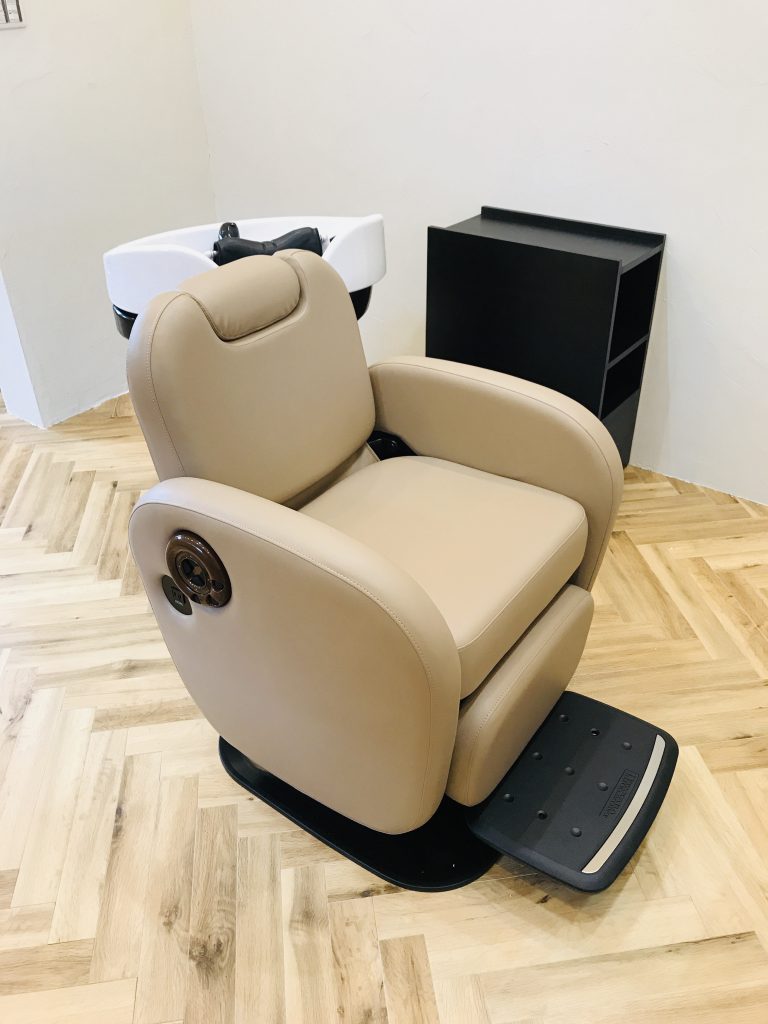 大広理容椅子 理容室 美容室 サロン 引き取り限定 電動 サロン用