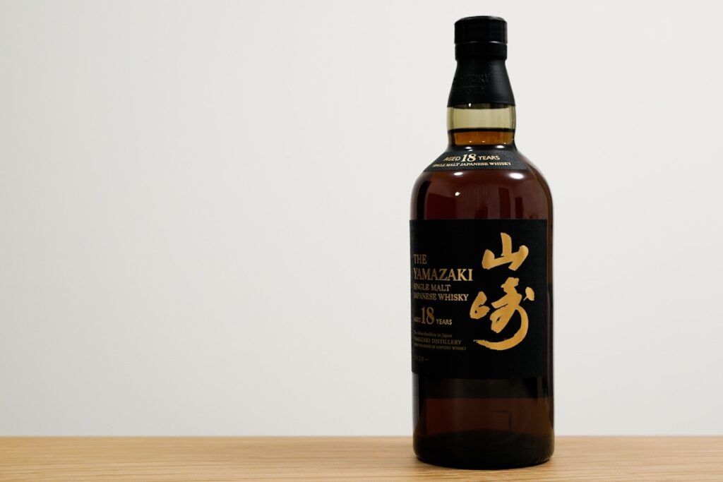 山崎18年】定価35,200円。メルカリ購入が危険なウイスキーNo,1 | ぽ