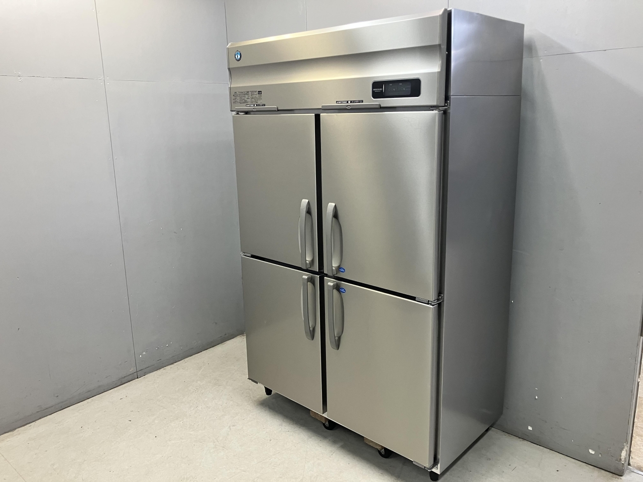 ホシザキ 冷蔵庫用ホワイト金属棚4枚金具付 中古 楽天市場】ホシザキ