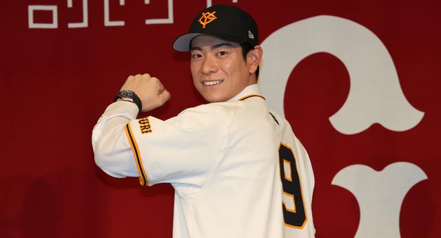 小林誠司 2025 誕生祭 シグネチャーロゴレザーキーホルダー 小林誠司