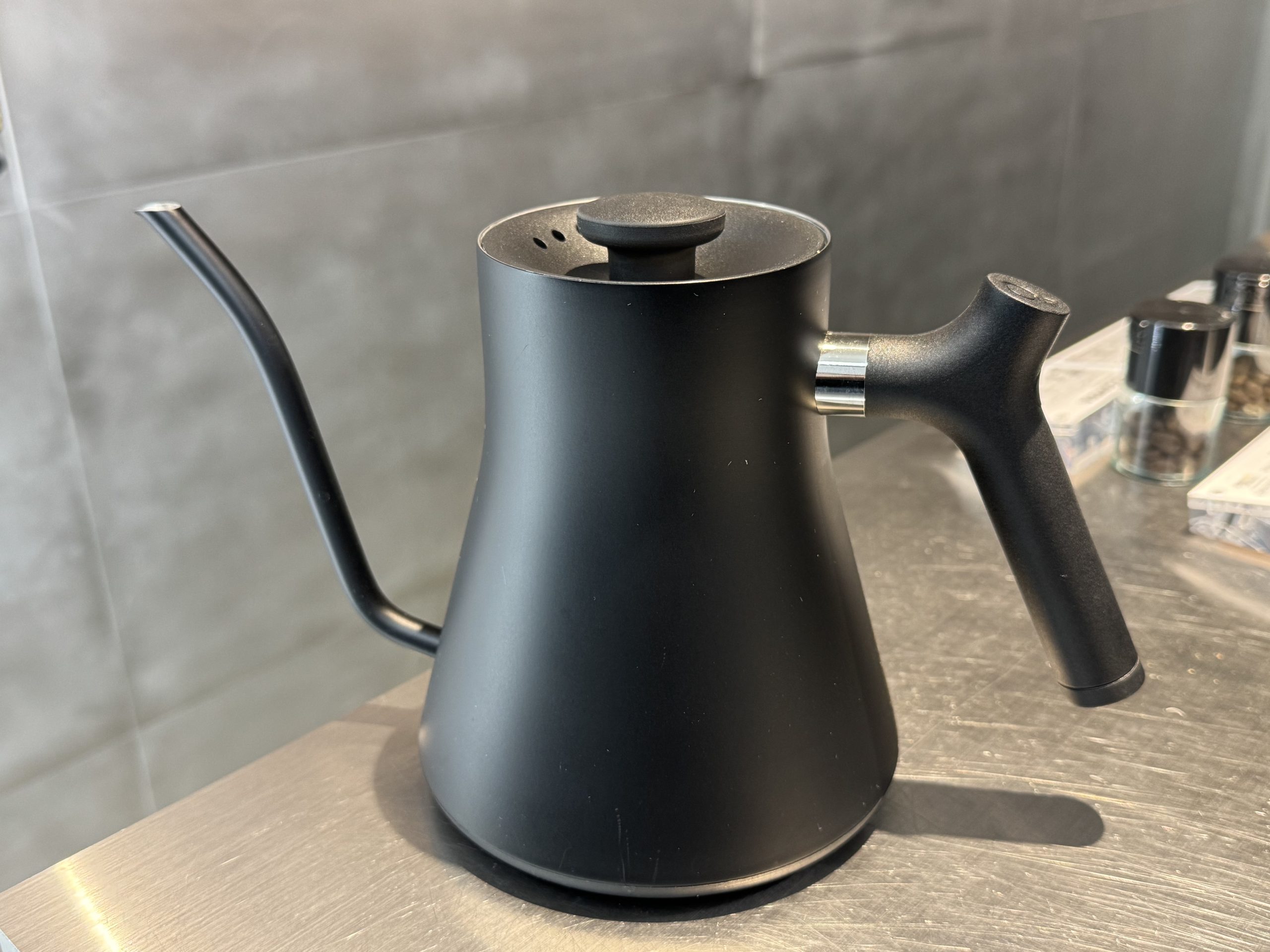 FELLOW Stagg EKG Proをバリスタがレビュー！精密な温度管理が魅力の