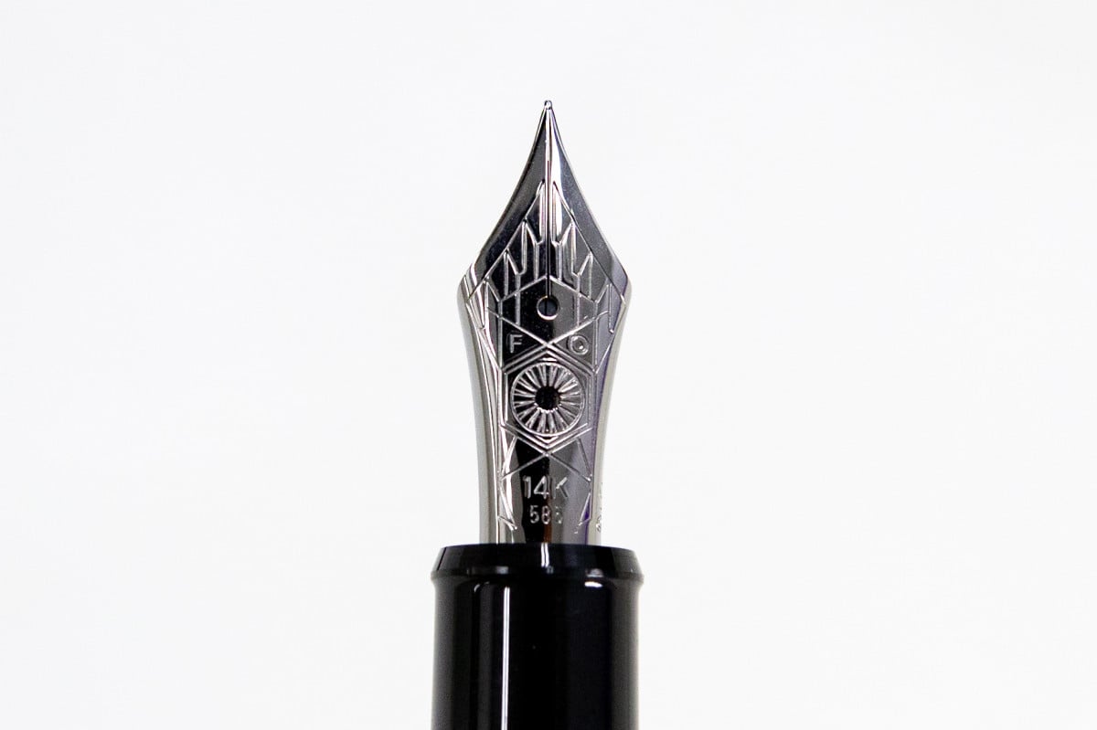 スター・ウォーズの世界観を表現した万年筆「#3776センチュリー/スター