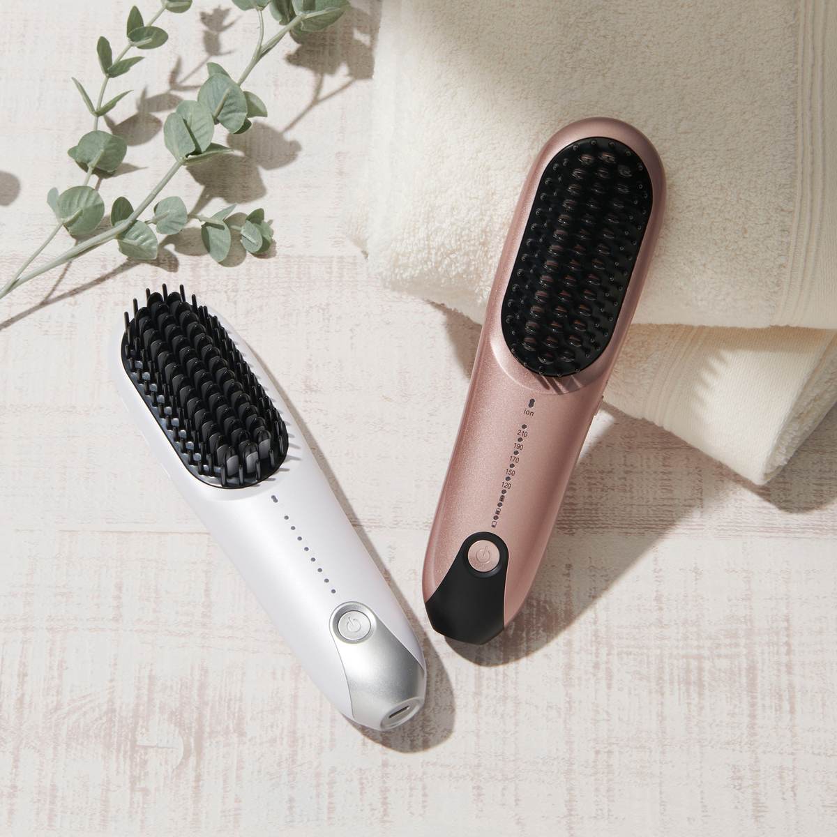 アゲツヤ コードレスブラシアイロン プラス スタイルブック付 アゲツヤ