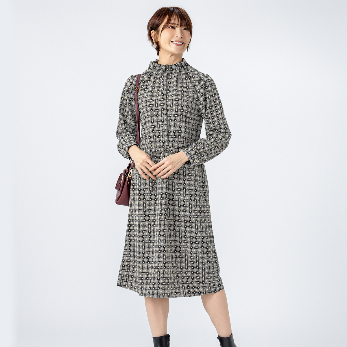 Provador 楽ちんタックハイネックワンピース 麻布プロバドール - QVC.jp