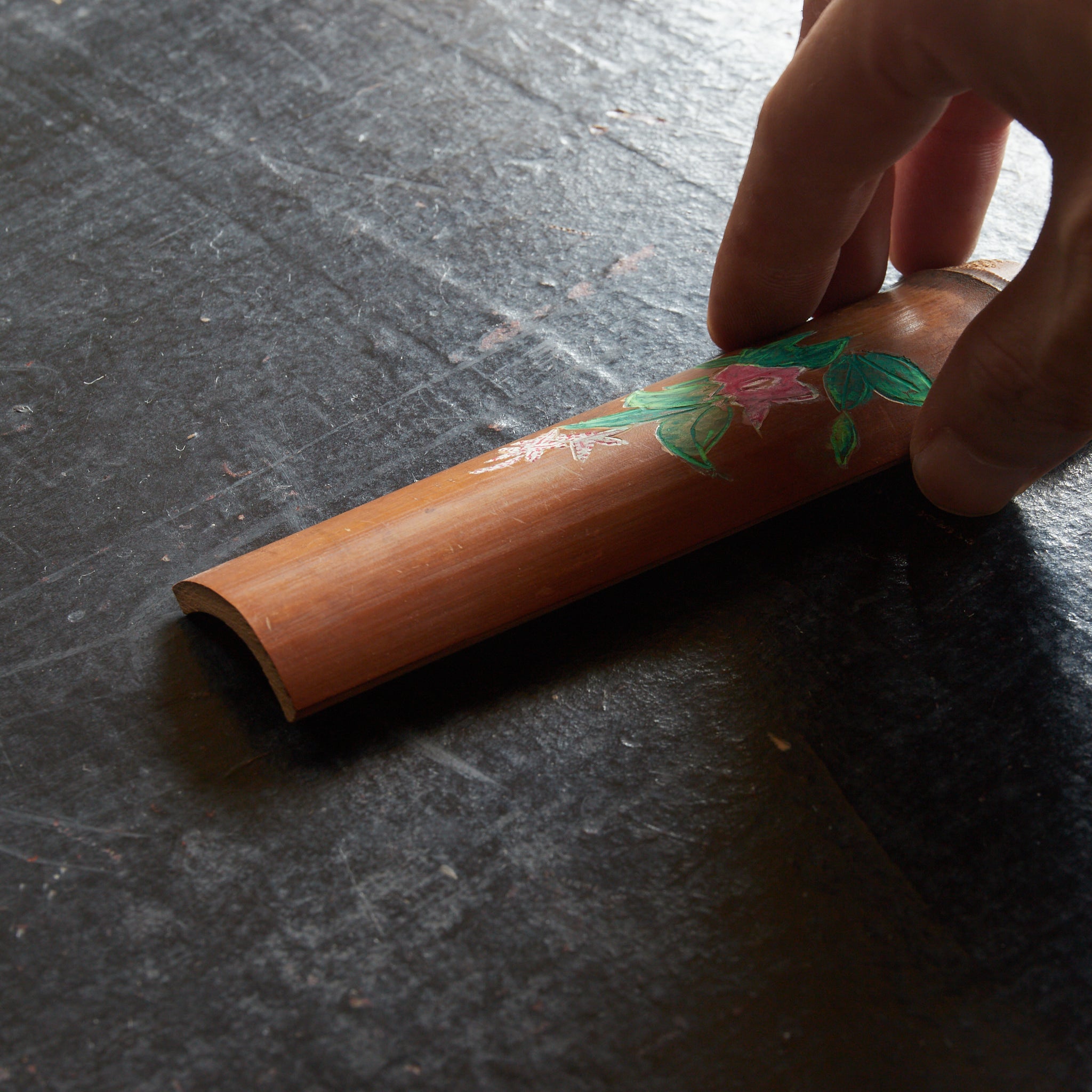 古民芸 古竹製 透かし彫唐草文 柄杓 アイヌ李朝 M R5953 古民芸 古竹製