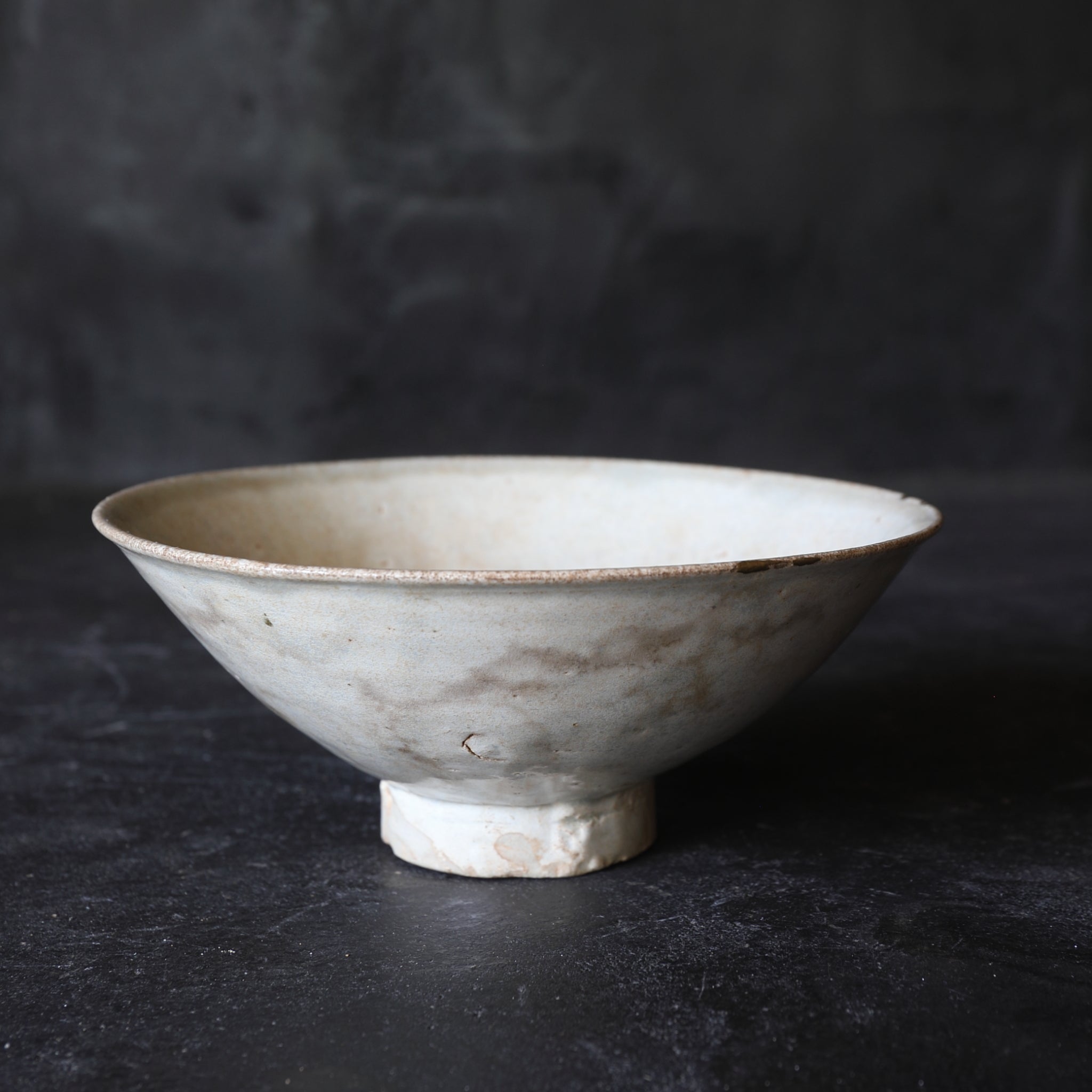宋代 古渡 白磁茶碗（960–1279 CE） | 入蘆花（ロカニイル）
