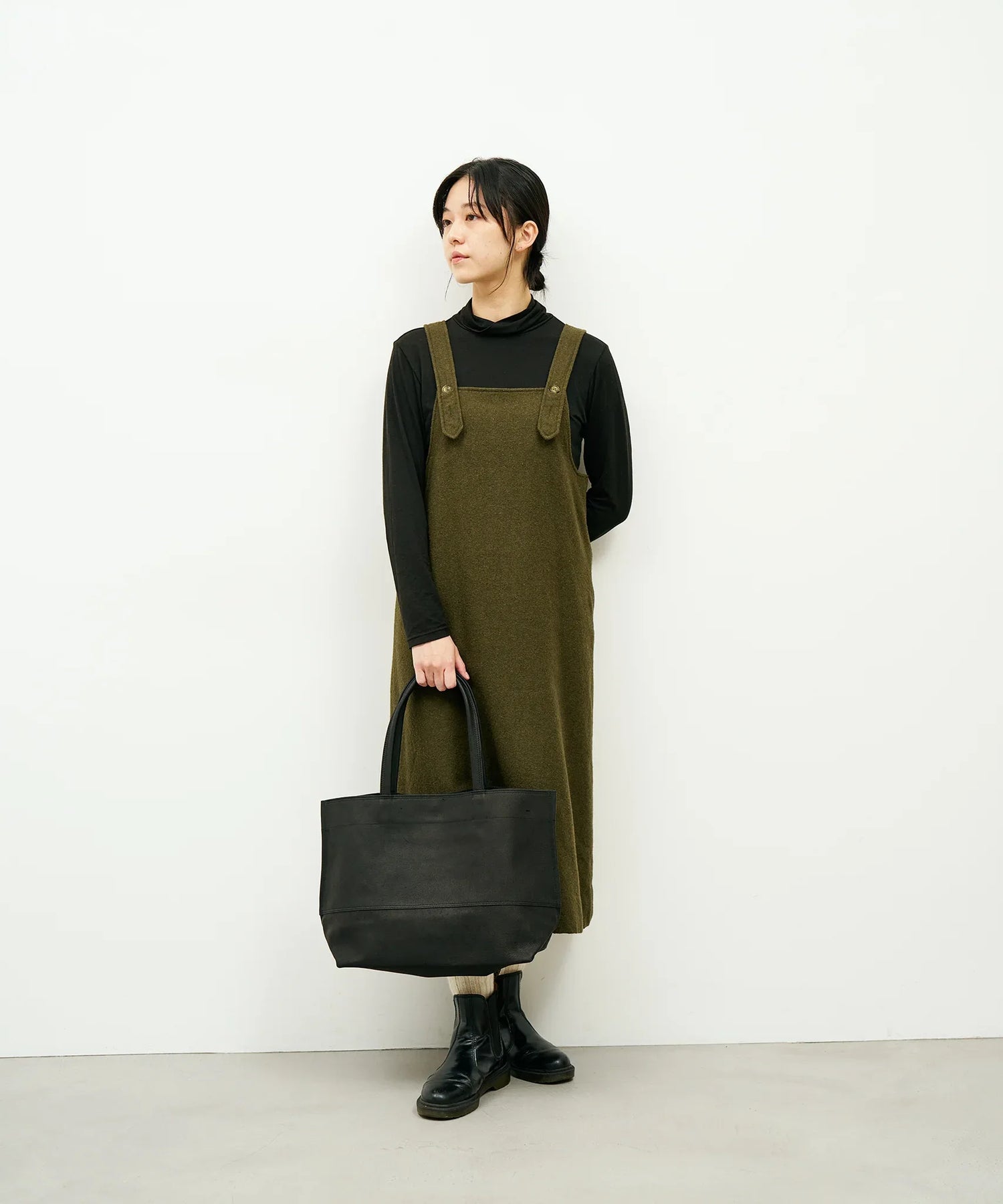 REN】《レザートートバッグ》お仕事バッグにも。シンプルで軽いレザー