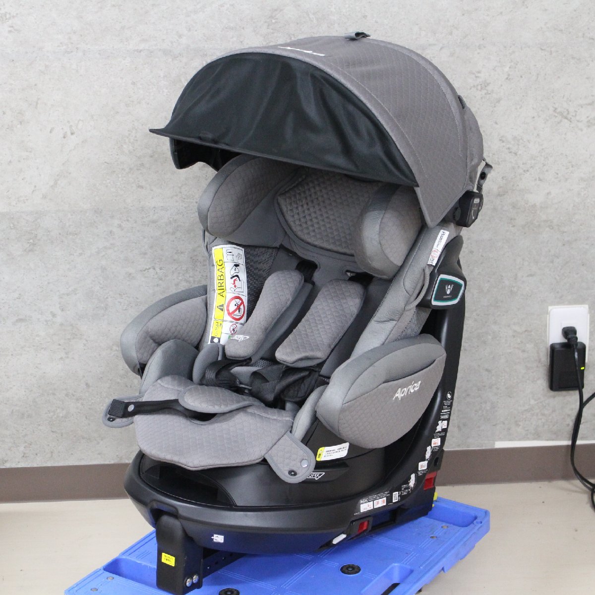 Aprica (アップリカ)チャイルドシート グレー Aprica チャイルドシート