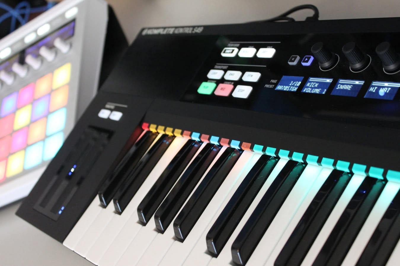 Review of Native Instruments Komplete Kontrol S49