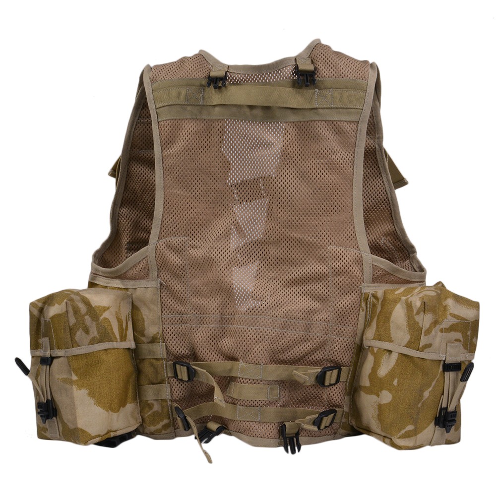 イギリス軍放出品 タクティカルベスト デザートDPM ポーチ8個付