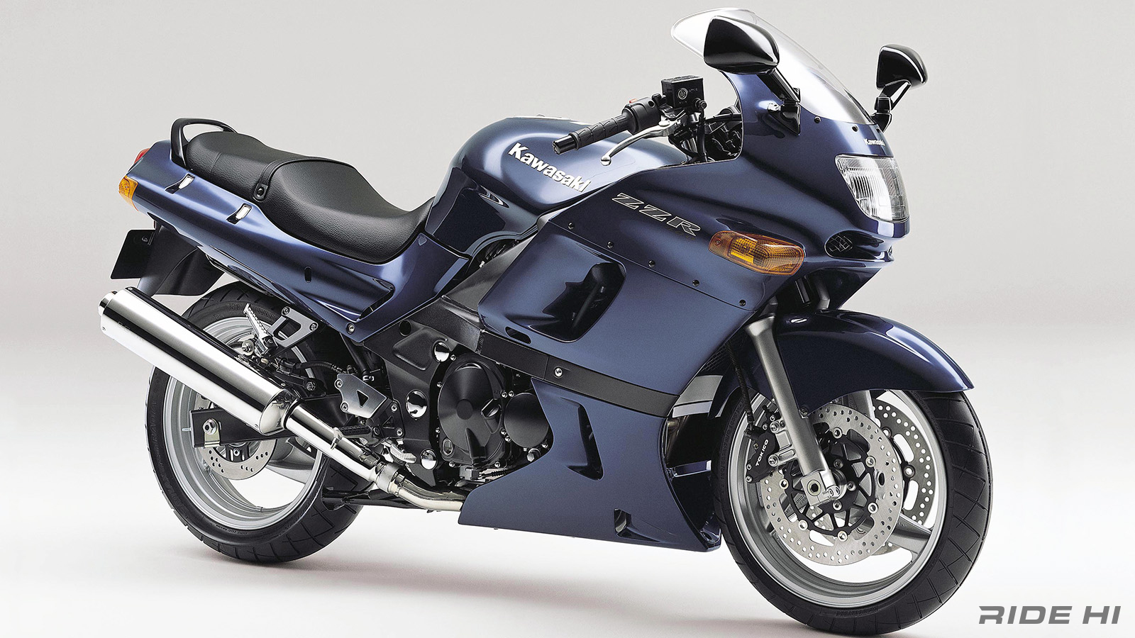 日本にツアラー需要はない……の定説を覆したZZR400！【このバイクに注目