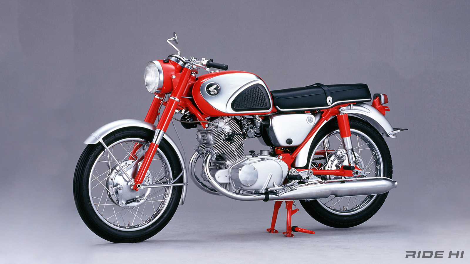 ホンダ初の世界戦略CB72の超絶マニアック仕様!?【このバイクに注目