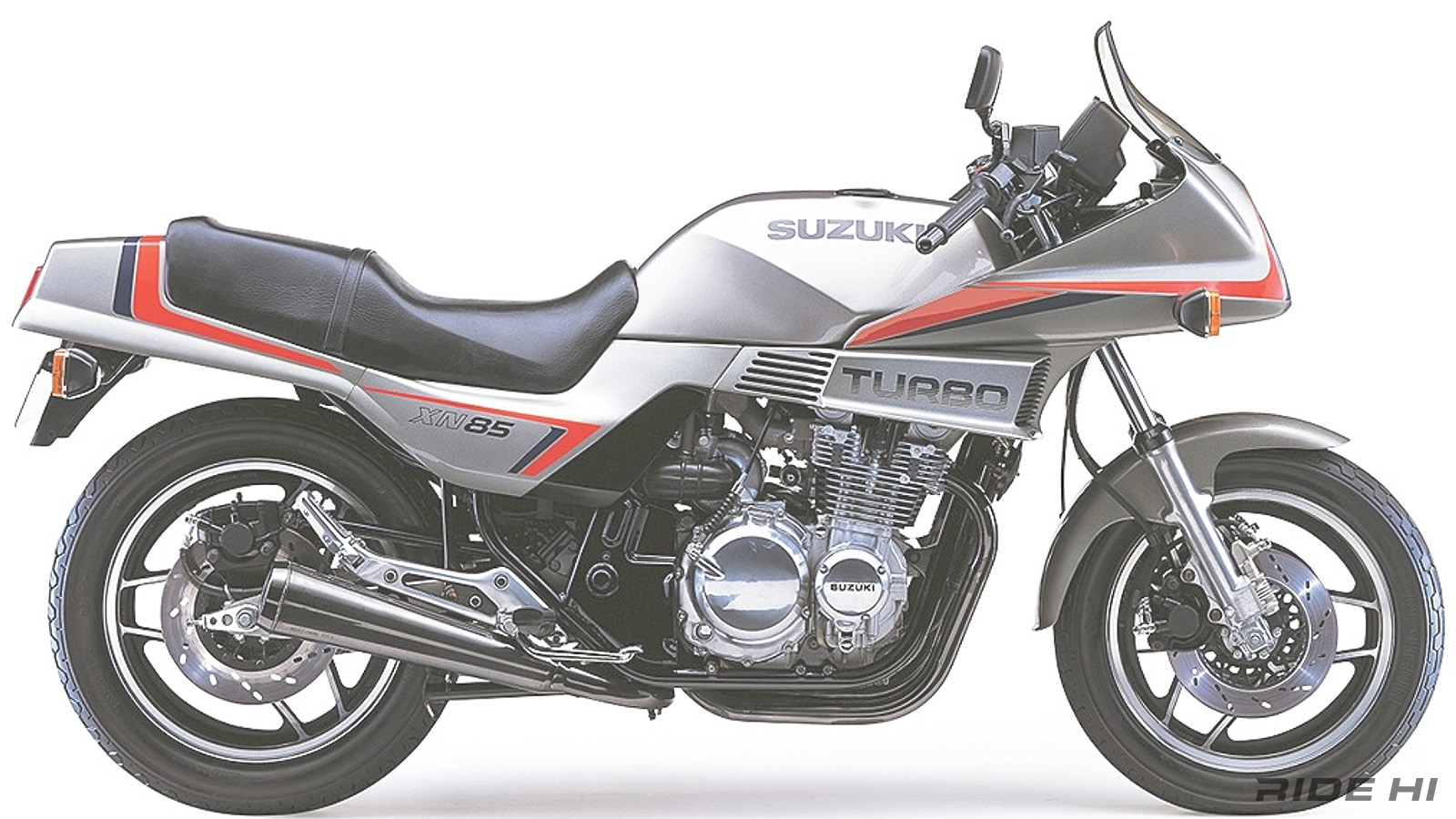 スズキXN85ターボはのけぞる加速を選ばず手堅い力強さを優先！【この