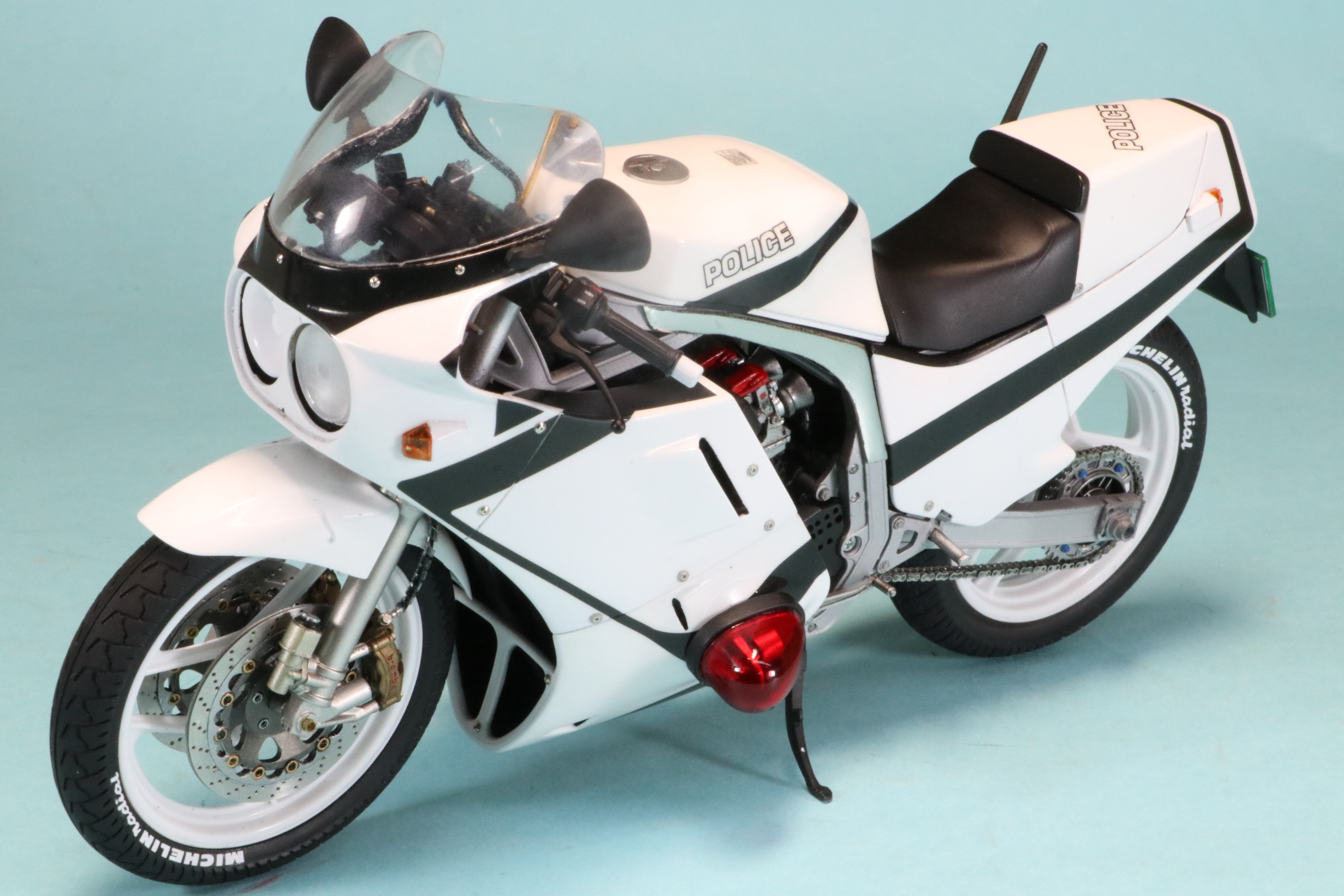 ロムファクトリー 1/12 スズキ GSX-R750 白バイ 逮捕しちゃうぞ 墨東署