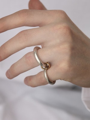 アリエル チェーン ピアス｜Spinelli Kilcollin(スピネリキルコリン