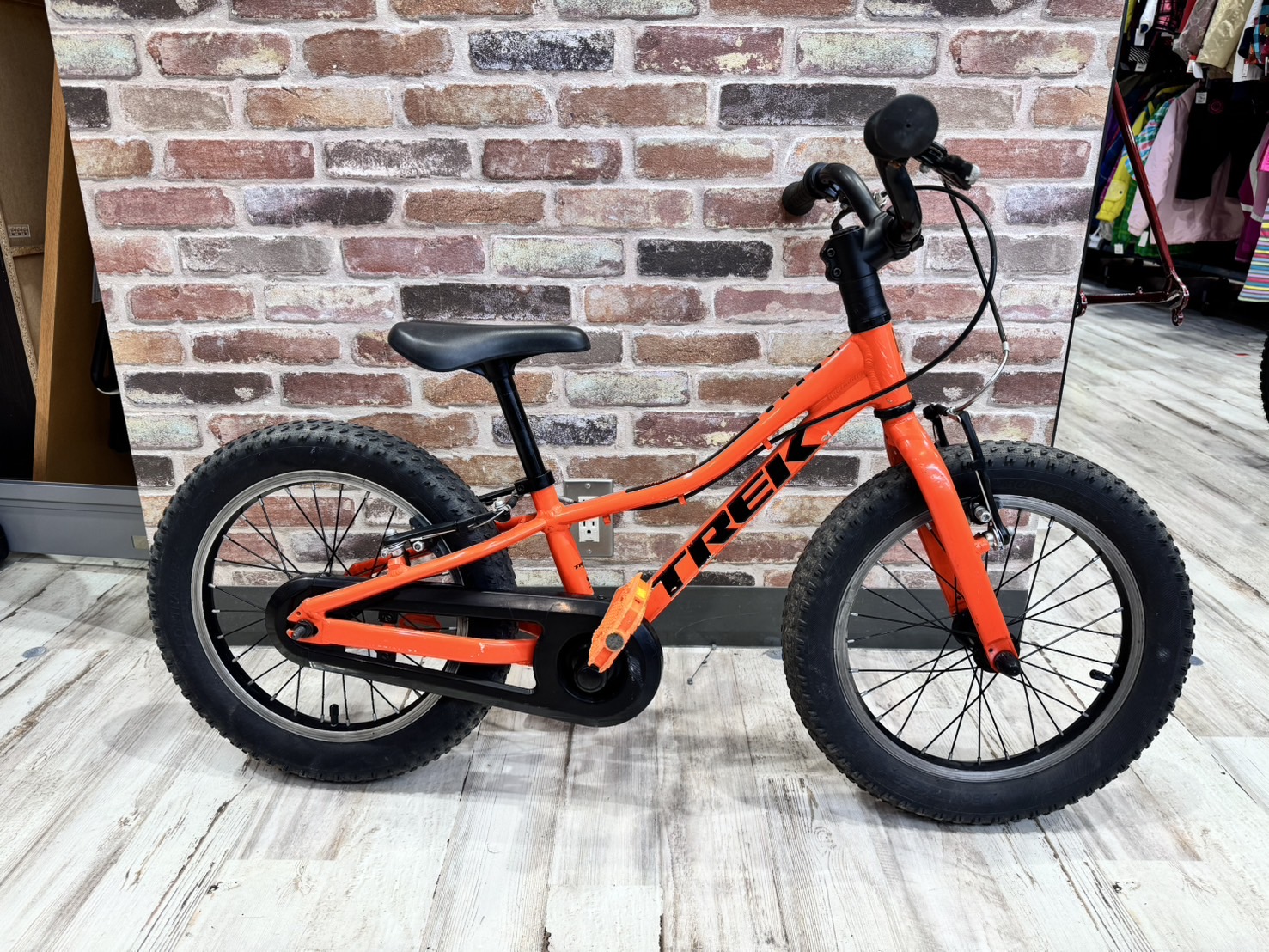 TREK キッズバイク PRECALIBER 16｜高額買取のロードバイクカウマン